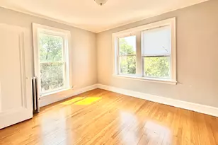 2801 W Lunt Ave, Chicago, IL 60645 - Photo 13
