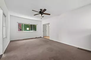 8234 S Kimbark Ave, Chicago, IL 60619 - Photo 5