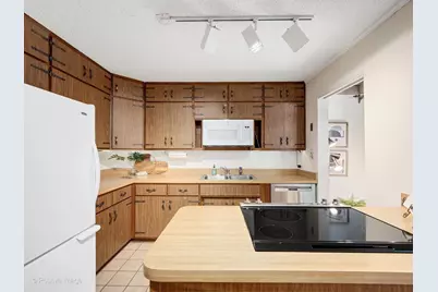 5428 Laurel Avenue, La Grange Highlands, IL 60525 - Photo 13