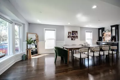 6630 N Trumbull Avenue, Lincolnwood, IL 60712 - Photo 7
