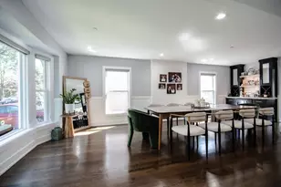 6630 N Trumbull Ave, Lincolnwood, IL 60712 - Photo 7