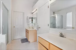 6008 Breezeland Ct, Carpentersville, IL 60110 - Photo 19