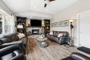 6441 S Richmond Ave, Willowbrook, IL 60527 - Photo 9