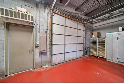 30W270 Butterfield Road #104, Warrenville, IL 60555 - Photo 9