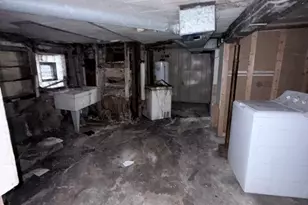10453 S Ewing Ave, Chicago, IL 60617 - Photo 13