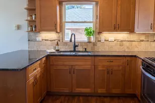 6048 W 79th St, Burbank, IL 60459 - Photo 3