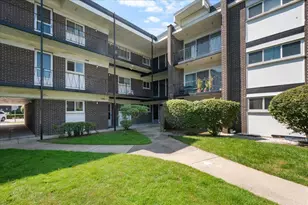 10101 Cherry Pkwy, Skokie, IL 60076 - Photo 5