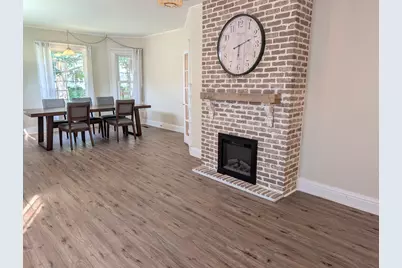 419 S Saxby Avenue, Freeport, IL 61032 - Photo 17