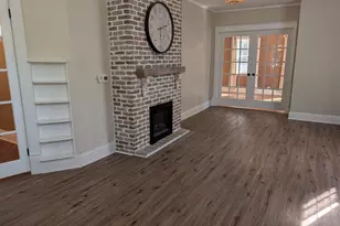 419 S Saxby Ave, Freeport, IL 61032 - Photo 3