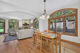 524 E Washington Ave, Lake Bluff, IL 60044 - Photo 17