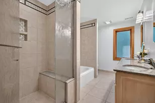 524 E Washington Ave, Lake Bluff, IL 60044 - Photo 25
