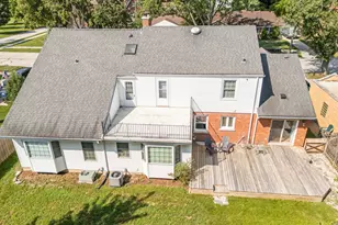 225 Stratford Rd, Des Plaines, IL 60016 - Photo 49