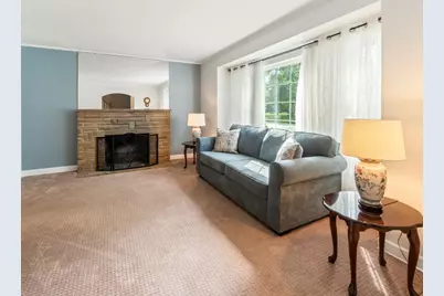 225 Stratford Road, Des Plaines, IL 60016 - Photo 5