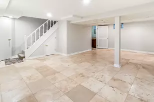 225 Stratford Rd, Des Plaines, IL 60016 - Photo 39