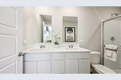 2227 Waters Edge Drive, Schaumburg, IL 60173 - Photo 25