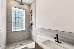 5402 S Woodlawn Ave, Chicago, IL 60637 - Photo 13
