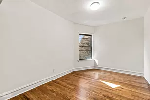 5402 S Woodlawn Ave, Chicago, IL 60637 - Photo 5