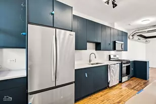 5402 S Woodlawn Ave, Chicago, IL 60637 - Photo 11