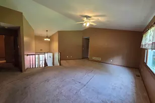 803 Main St, Maple Park, IL 60151 - Photo 5