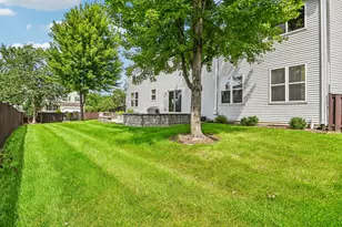 2453 Cushing Ln, Aurora, IL 60503 - Photo 73