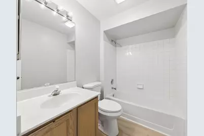 1720 Grove Avenue #A, Schaumburg, IL 60193 - Photo 11