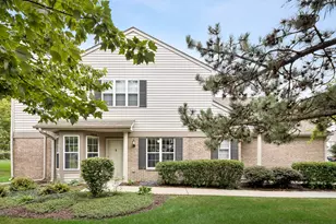 1720 Grove Ave, Schaumburg, IL 60193 - Photo 1