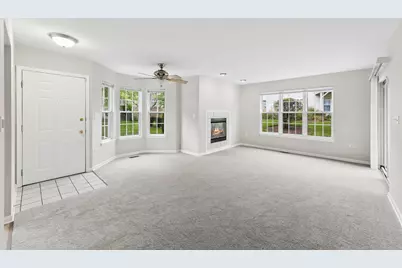 1720 Grove Avenue #A, Schaumburg, IL 60193 - Photo 3