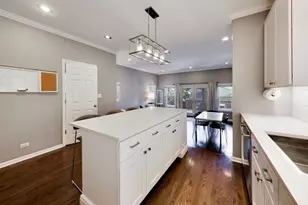 329 W Goethe St, Chicago, IL 60610 - Photo 11