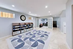 329 W Goethe St, Chicago, IL 60610 - Photo 35