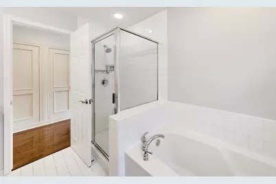 329 W Goethe Street, Chicago, IL 60610 - Photo 25