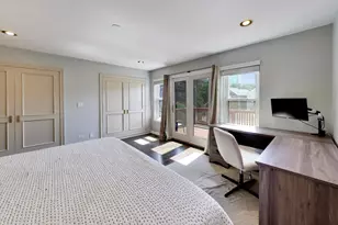 329 W Goethe St, Chicago, IL 60610 - Photo 19