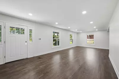 8700 W 103rd Street, Palos Hills, IL 60465 - Photo 5