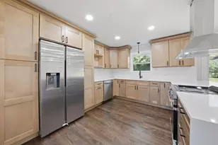 8700 W 103rd St, Palos Hills, IL 60465 - Photo 11