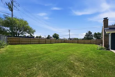 8700 W 103rd Street, Palos Hills, IL 60465 - Photo 27