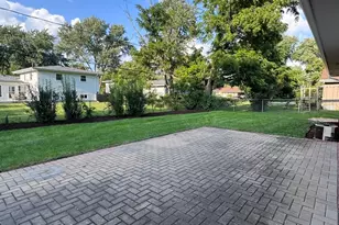 2059 Robert St, Aurora, IL 60506 - Photo 15