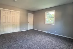 2059 Robert St, Aurora, IL 60506 - Photo 13
