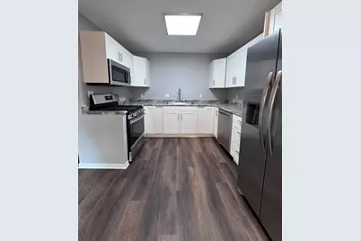 2059 Robert Street, Aurora, IL 60506 - Photo 5