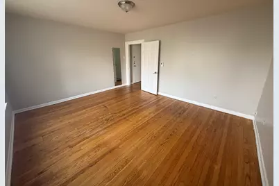 4811 W Warwick Avenue #1W, Chicago, IL 60641 - Photo 7