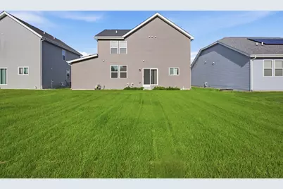 32021 Savannah Drive, Lakemoor, IL 60051 - Photo 31