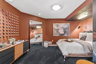 545 E Wells St, Milwaukee, WI 53203 - Photo 39