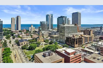545 E Wells Street #802, Milwaukee, WI 53203 - Photo 69