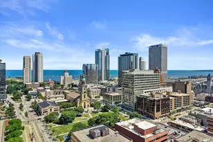 545 E Wells St, Milwaukee, WI 53203 - Photo 69