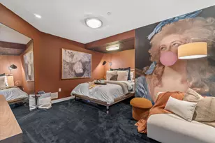 545 E Wells St, Milwaukee, WI 53203 - Photo 37