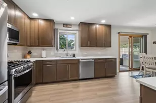 209 Murray Dr, Wood Dale, IL 60191 - Photo 3