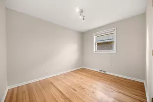 11009 S Mansfield Ave, Chicago Ridge, IL 60415 - Photo 11