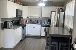 321 Minocqua St, Park Forest, IL 60466 - Photo 5
