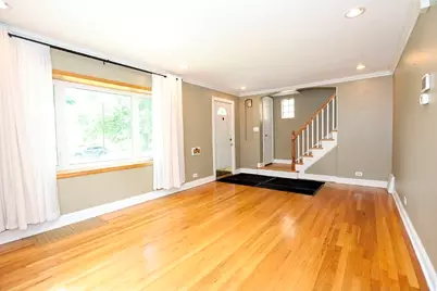 10031 S Paxton Avenue, Chicago, IL 60617 - Photo 5