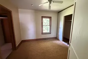 205 N Market St, Watseka, IL 60970 - Photo 5