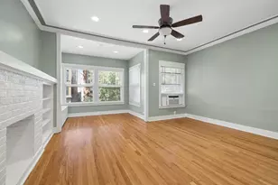 549 W Surf St, Chicago, IL 60657 - Photo 3