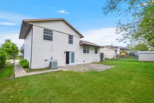 8161 W Orchard Dr, Frankfort, IL 60423 - Photo 27